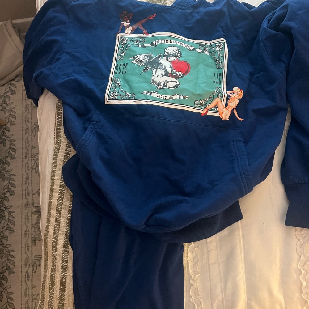 Blue Graphic Sweatshirt and Pants Set